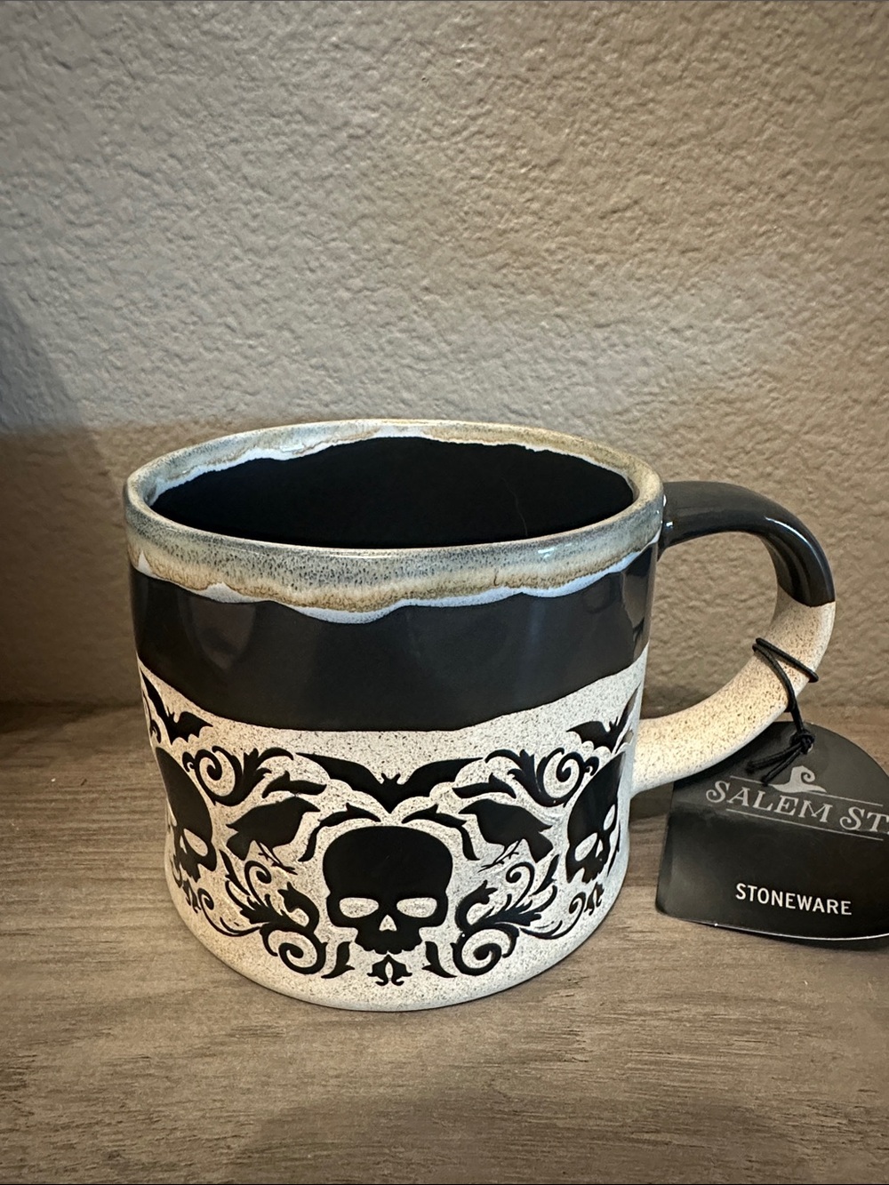Black & Cream Skull Stoneware Coffee Mug